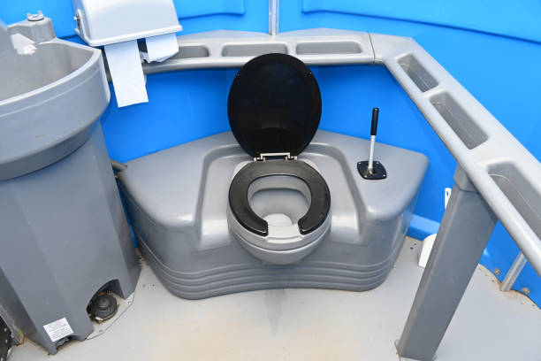 Best High-end porta potty rental  in Tremont, IL